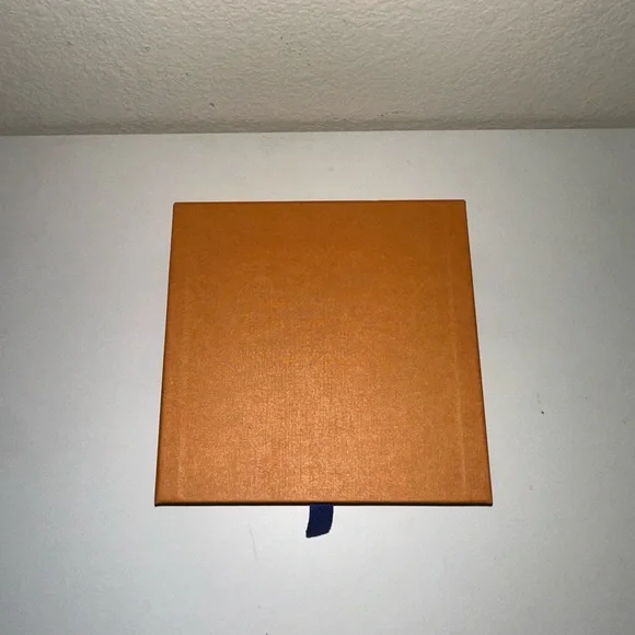 Authentic Louis Vuitton belt - Picture 4 of 12